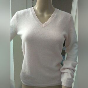VINTAGE CASHMERE MARSHALL FIELDS Elegant Light Pink V-Neck Sweater SZ. SM FAB.